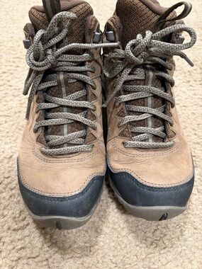 Merrell Brown and Black Hiking Boots - Lightweight Trail Shoes